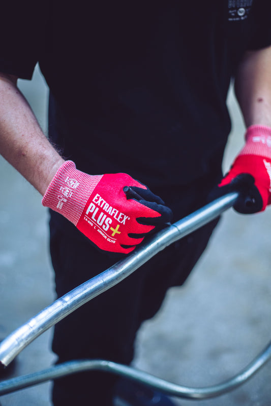 14-600 Extraflex® Plus Gloves – ANSI A6 Cut Resistance, Oil Grip, Reinforced Thumb, Touchscreen Compatible