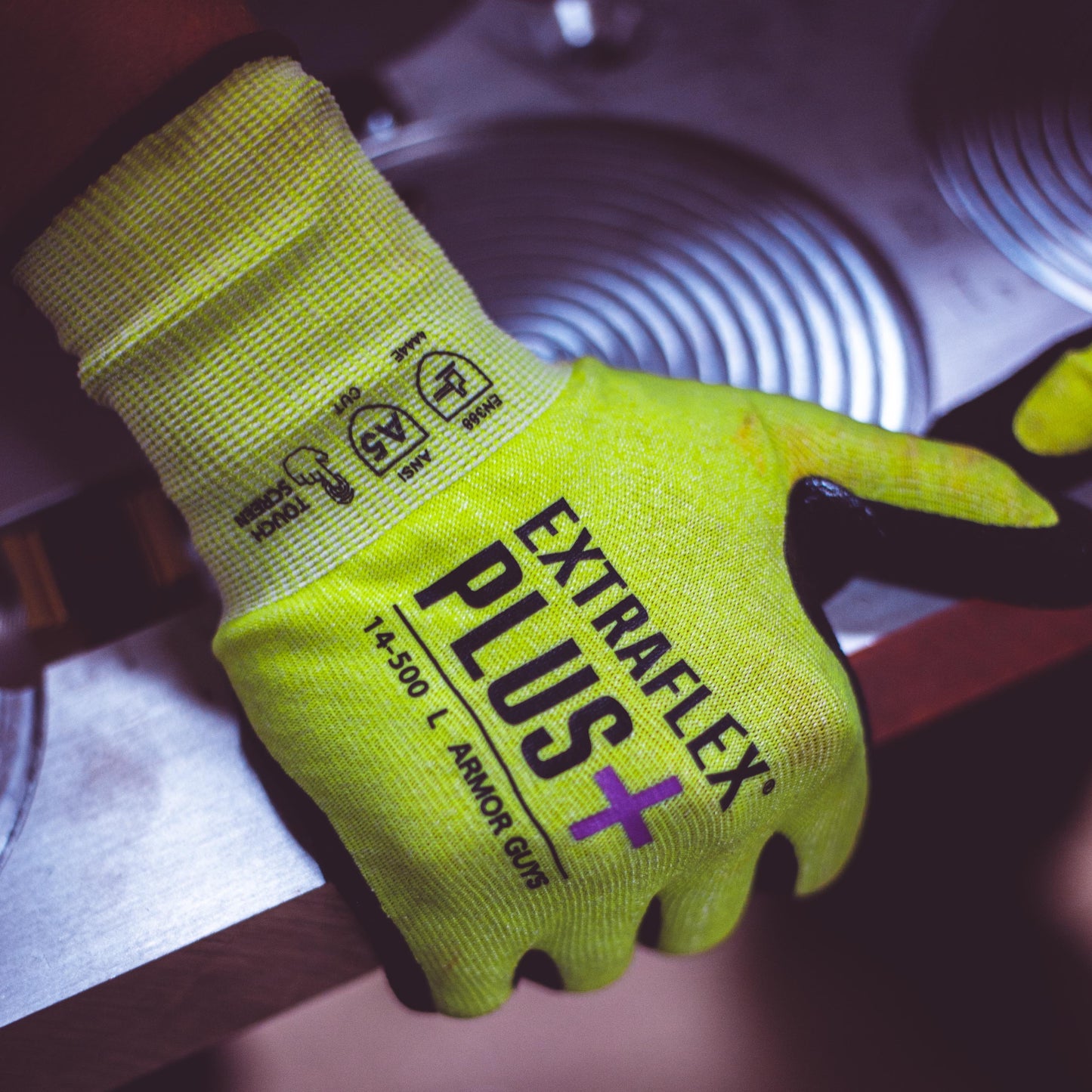 14-500 Extraflex® Plus Gloves – ANSI A5 Cut Resistance, Hi-Vis Safety, Oil Grip, Touchscreen-Compatible