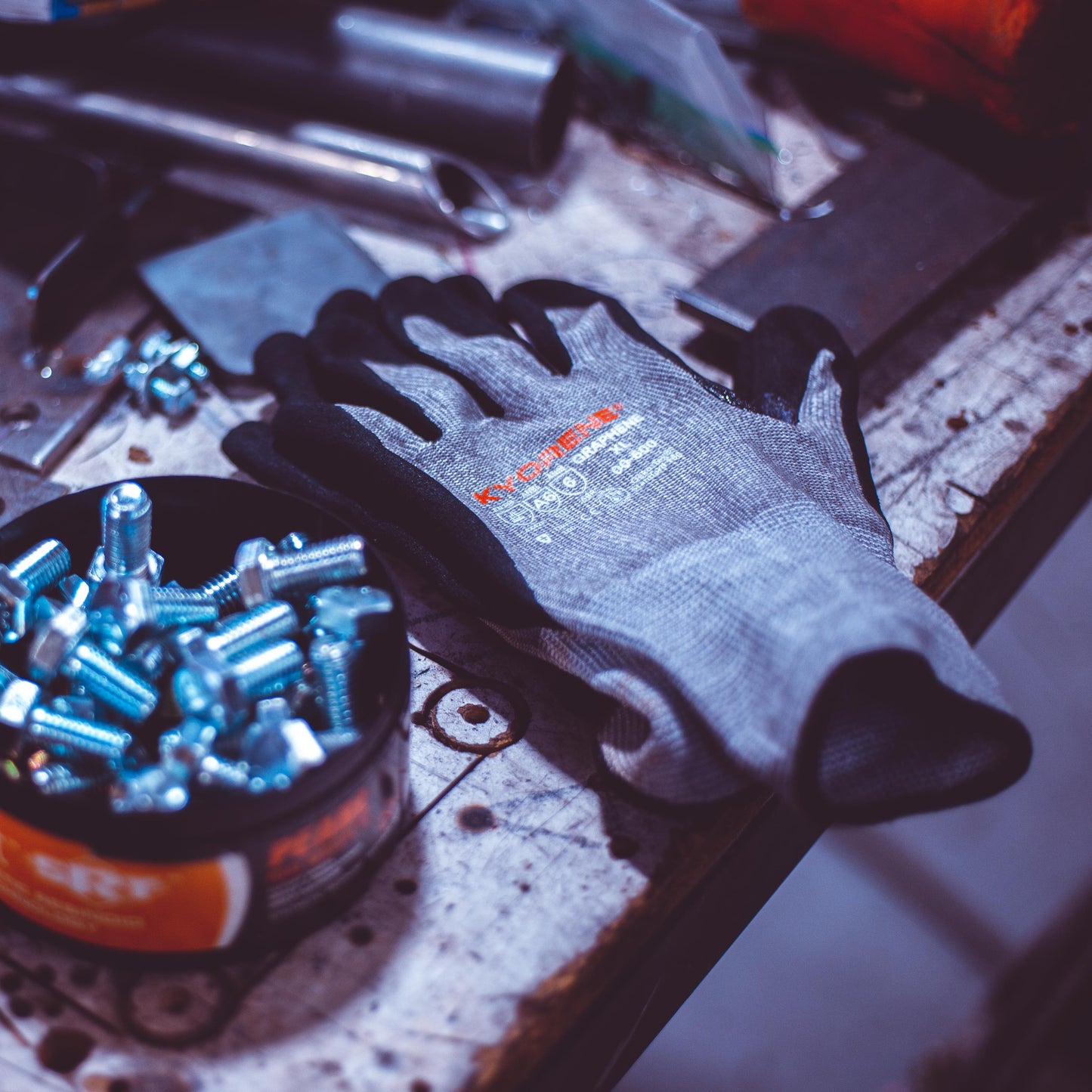 00-600 Kyorene® Gloves