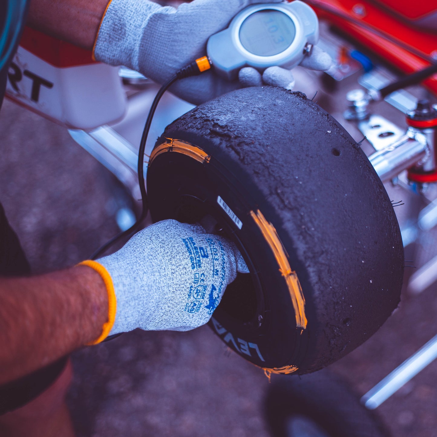 02-013 Basetek® Gloves