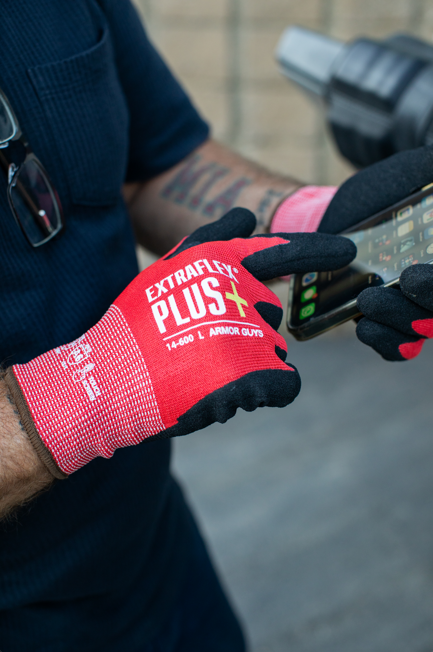 14-600 Extraflex® Plus Gloves – ANSI A6 Cut Resistance, Oil Grip, Reinforced Thumb, Touchscreen Compatible